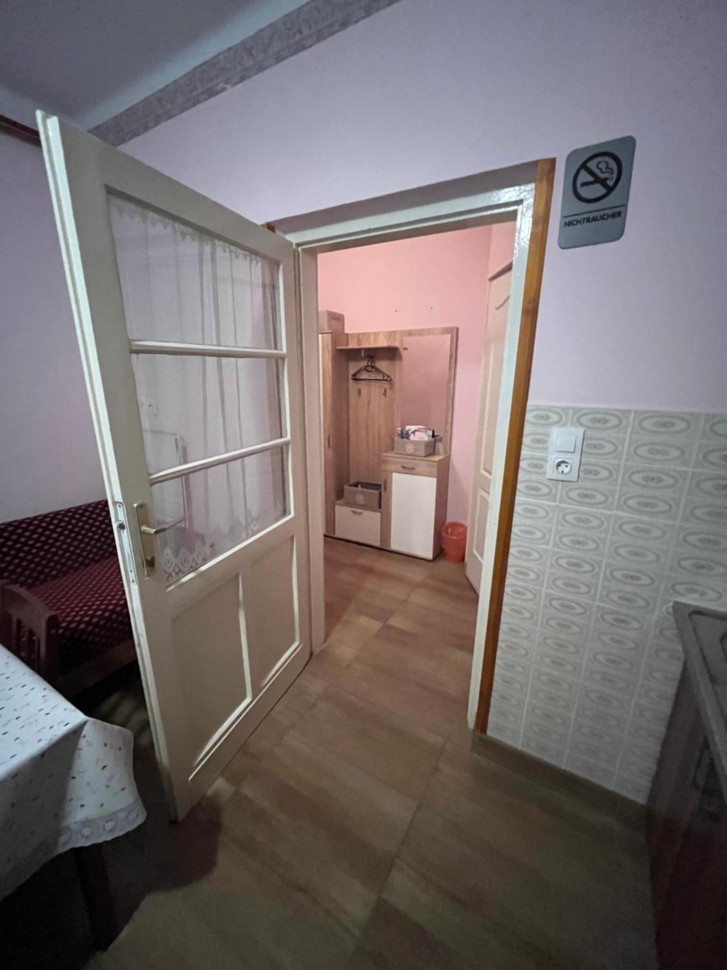 Abigel Apartman Mórahalom Стая снимка